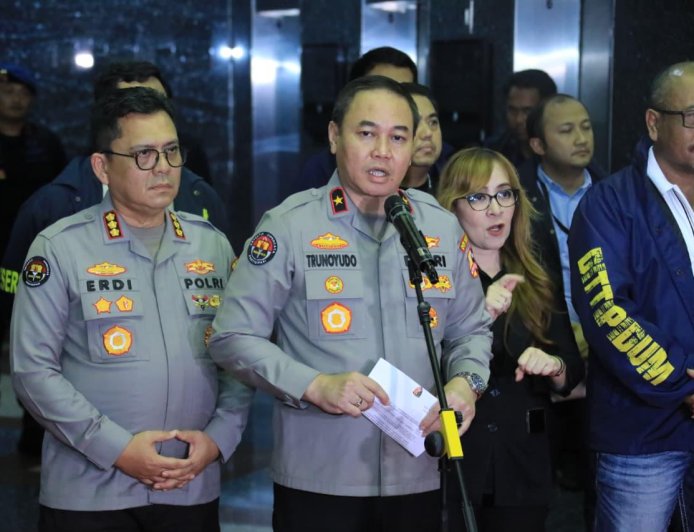 321 WNA Terjaring Operasi Judi Online Internasional