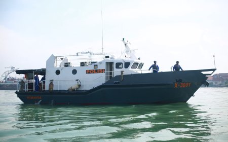 Ditpolairud Polda Jatim Kerahkan 4 Kapal Sisir Perairan Sumenep dan Masalembu Cari Korban KM Virgo Transport 8